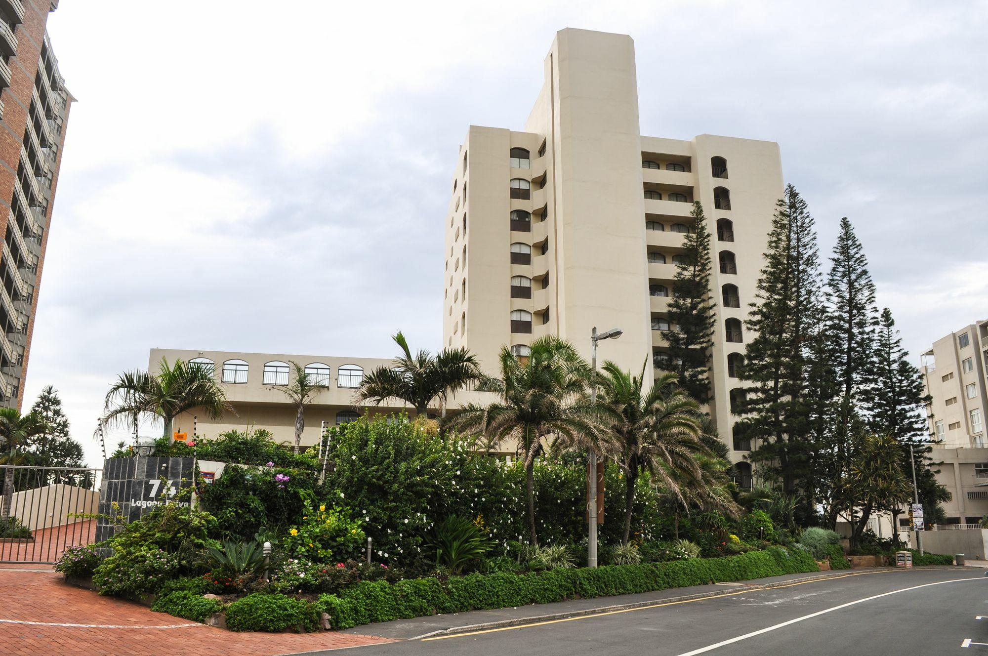 1002 Bermudas - By Stay In Umhlanga Durban Dış mekan fotoğraf